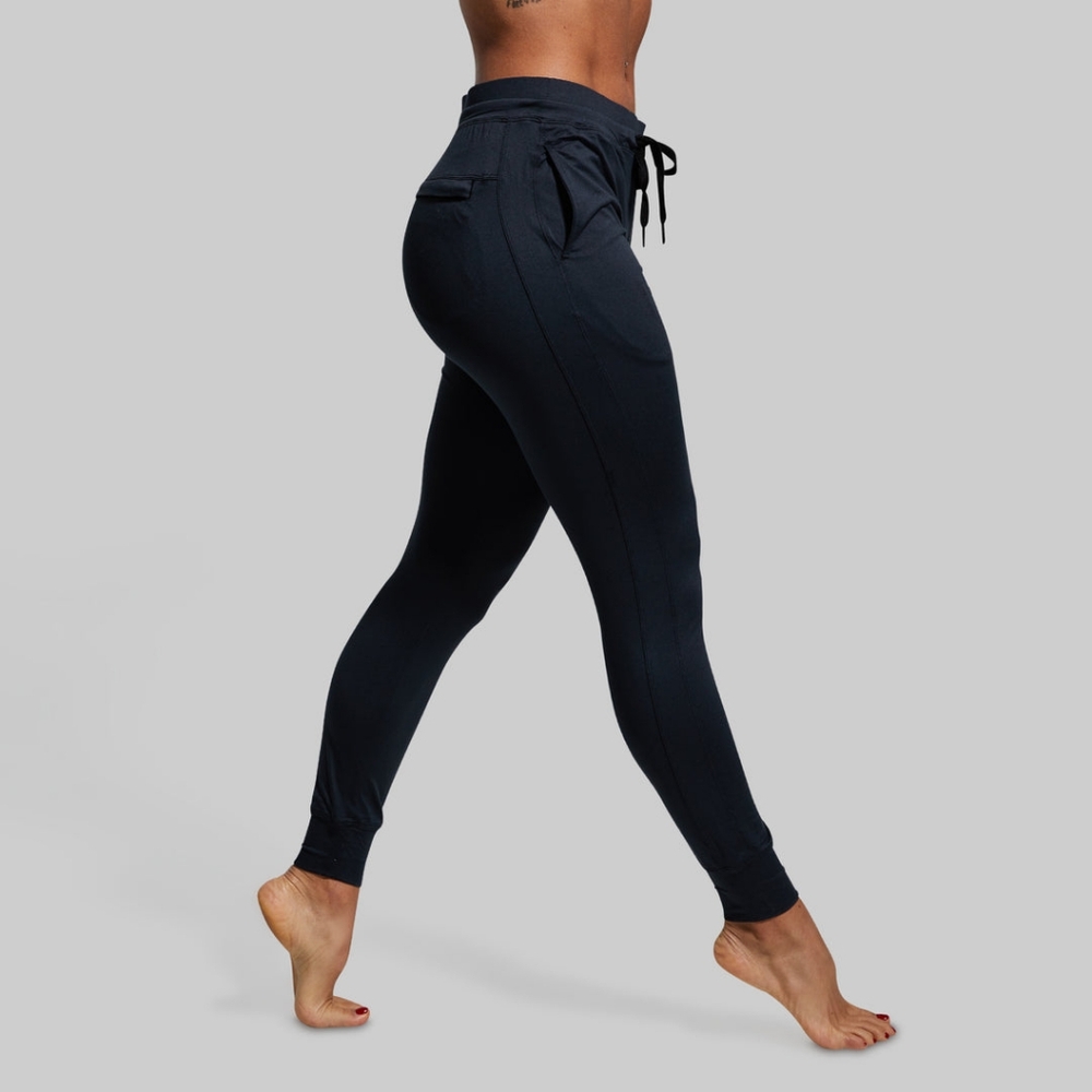 Born Primitive Rest Day Joggers M (Old Style)